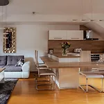 شقة Savoy Loft Špindlerŭv Mlýn